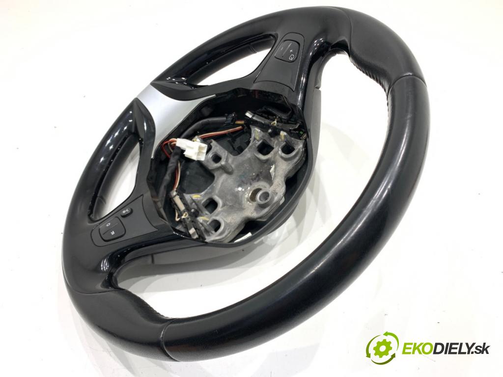 RENAULT CLIO IV liftback 2015 55 kW 1.5 dCi 75 1461 Volant 484007003R (Volant)