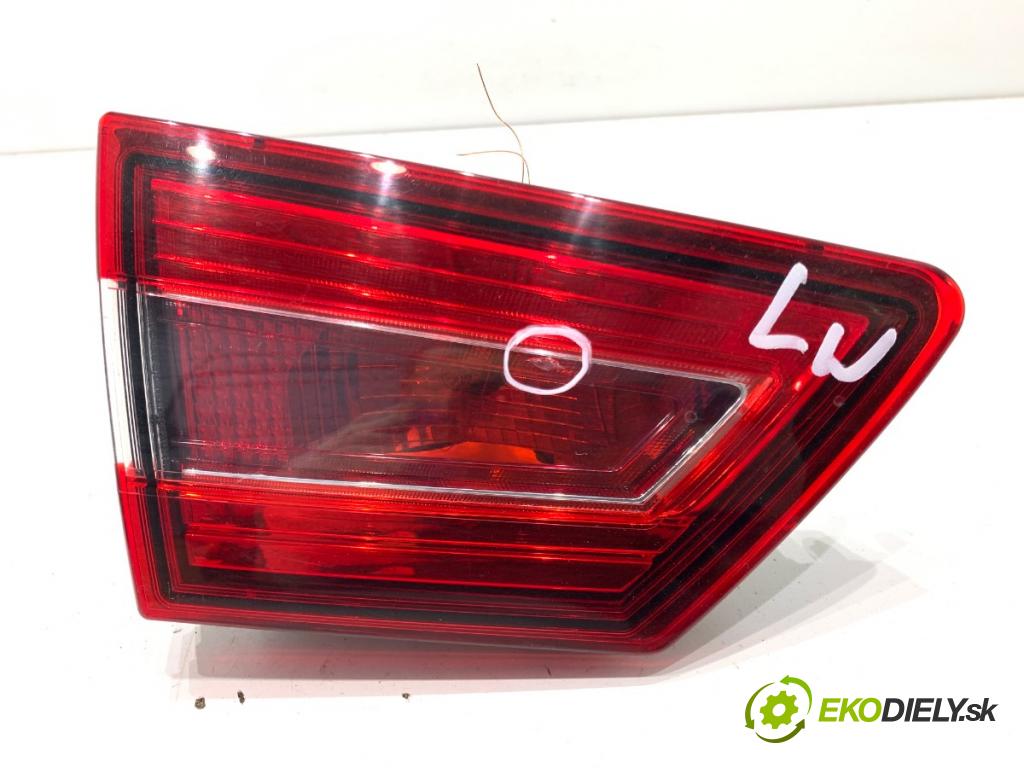 RENAULT CLIO IV liftback 2015 55 kW 1.5 dCi 75 1461 Svetlo ľavy zad vnútorná 265552424R