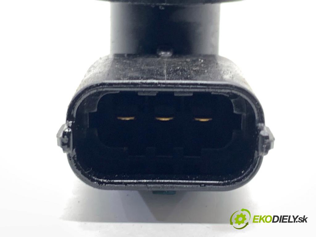 BAIC X75 SUV 2024 138 kW DCT 1498 Snímač pozície vačkového hriadeľa F01R00B051 (Snímač polohy kľukového hriadeľa)
