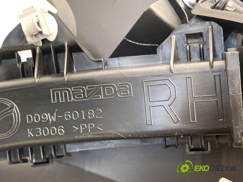 MAZDA CX-3 SUV 2017 88 kW 2.0 SKYACTIV-G (DK5W, DK6W) 1998 Palubná doska VANKÚŠ: spolujazdca