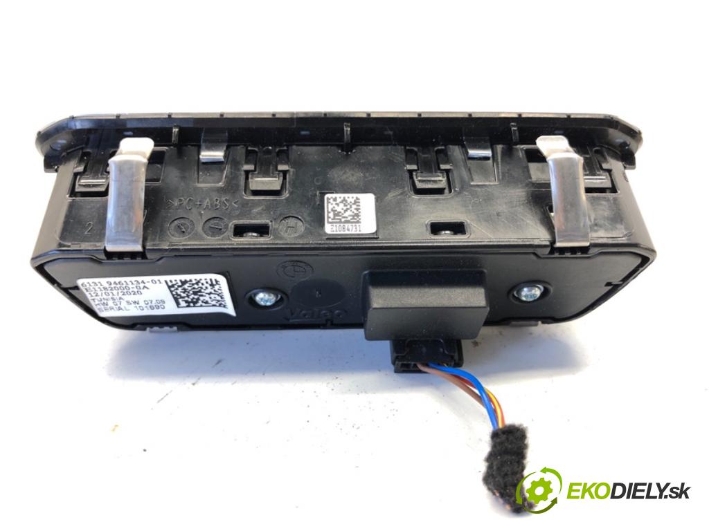 BMW G05 SUV 2020 294 kW xDrive M 50 d 2993 spínač světel 9461134