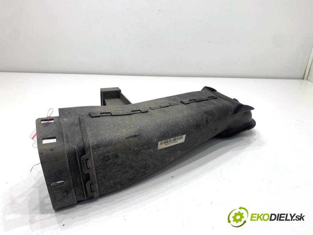BMW G05 SUV 2020 294 kW xDrive M 50 d 2993 Rúra vzduchu 8587575