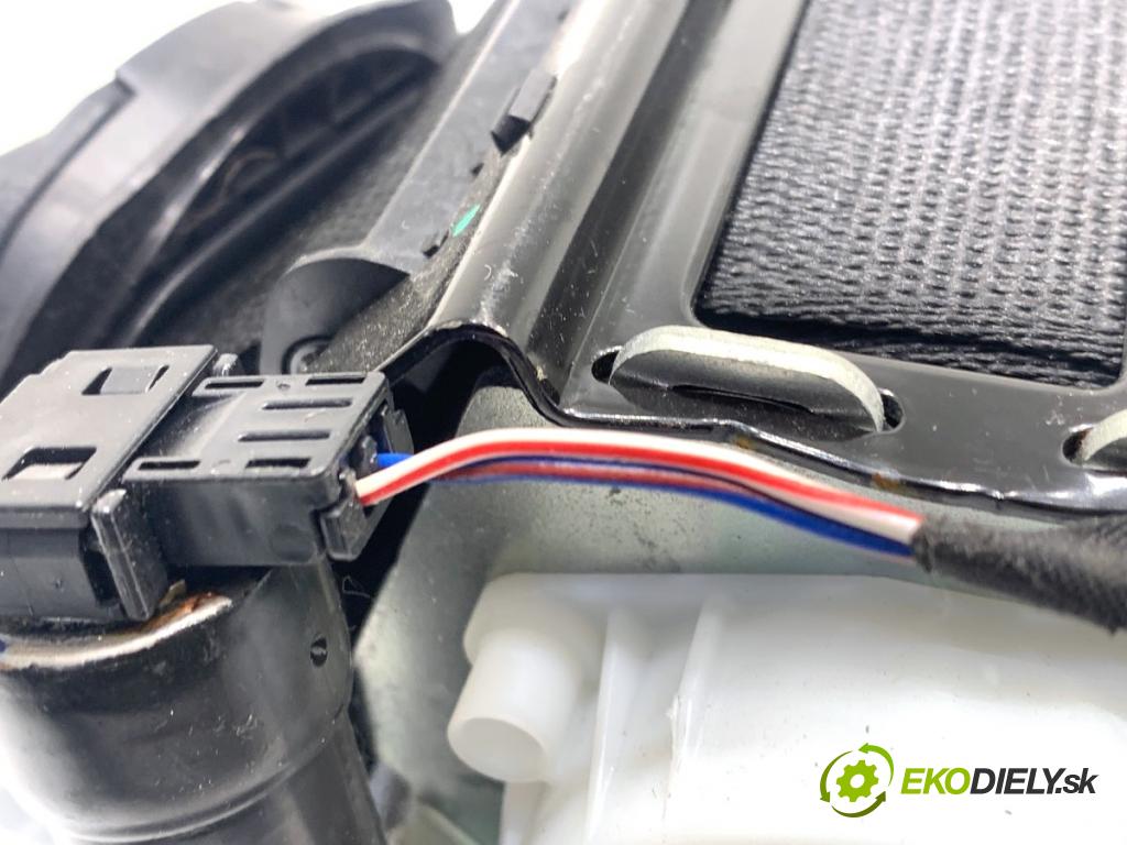 BMW G05 SUV 2020 294 kW xDrive M 50 d 2993 Držiak BEZPEČNOSŤ pravy zad 7497592