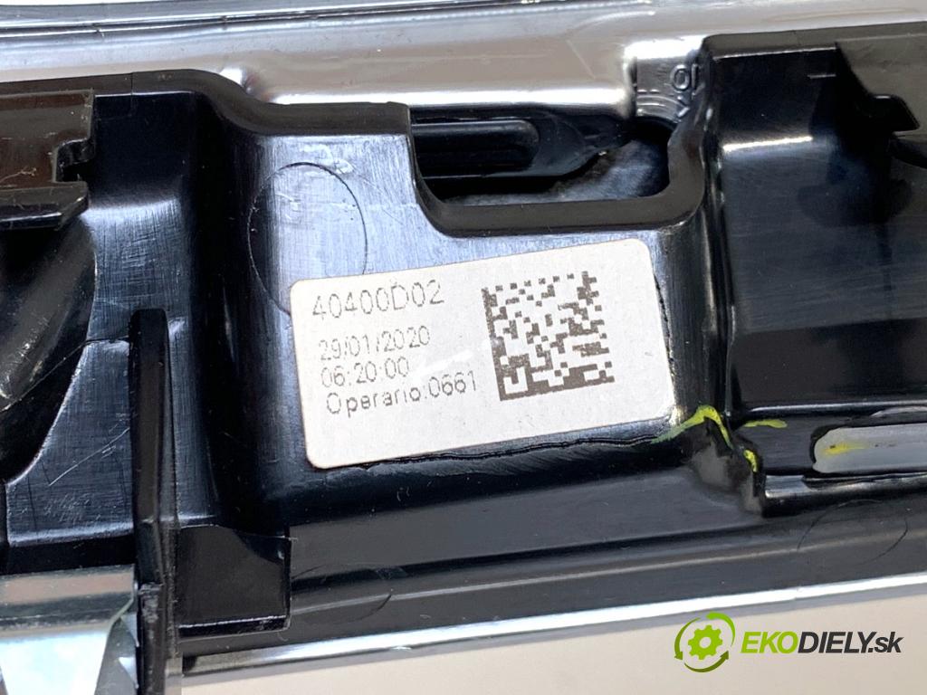 BMW G05 SUV 2020 294 kW xDrive M 50 d 2993 lišty kryt 8073202 (Lišta)