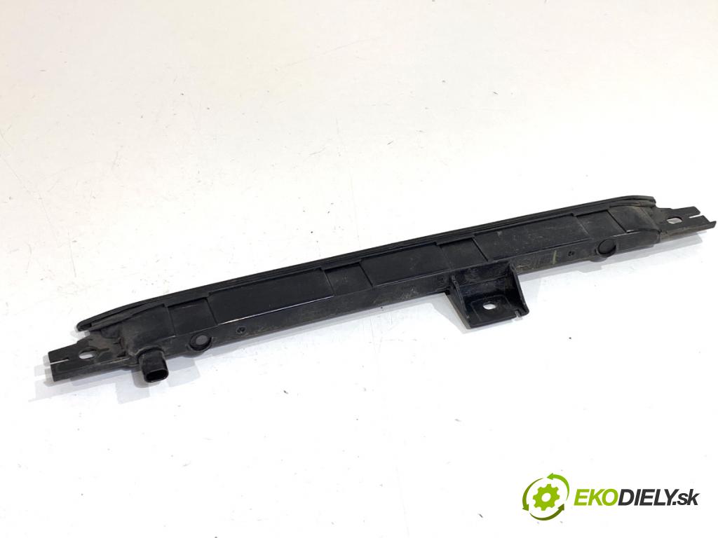 BMW G05 SUV 2020 294 kW xDrive M 50 d 2993 Svetlo brzdových svetiel 7491365