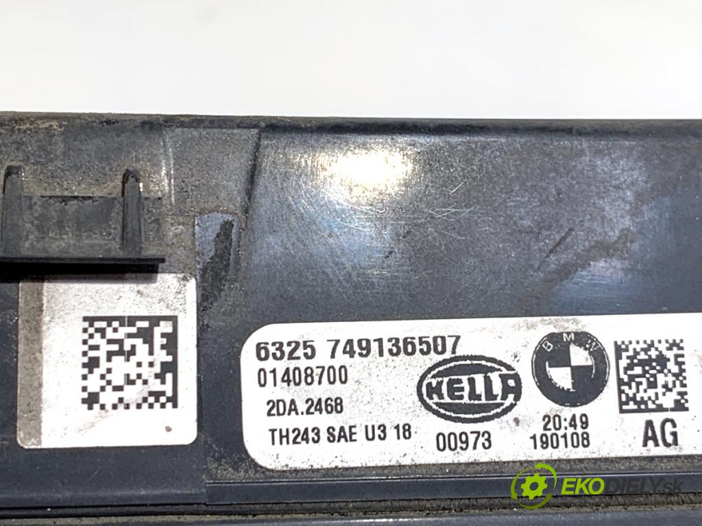 BMW G05 SUV 2020 294 kW xDrive M 50 d 2993 světlo brzdových světel 7491365