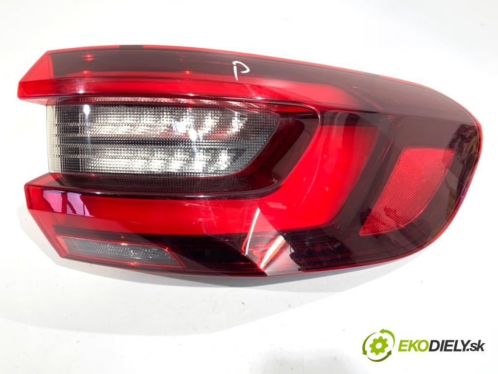BMW G05 SUV 2020 294 kW xDrive M 50 d 2993 Svetlo pravy zad 5A0DB02