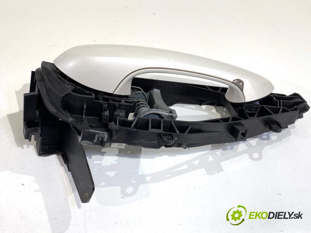 BMW G05 SUV 2020 294 kW xDrive M 50 d 2993 Kľučka vonkajšia pravy predný 9881776