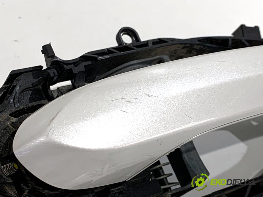 BMW G05 SUV 2020 294 kW xDrive M 50 d 2993 Kľučka vonkajšia ľavy zad 7401205