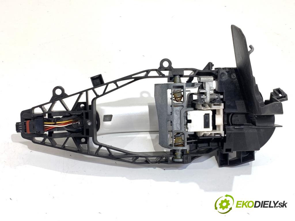 BMW G05 SUV 2020 294 kW xDrive M 50 d 2993 Kľučka vonkajšia ľavy predný 9881775