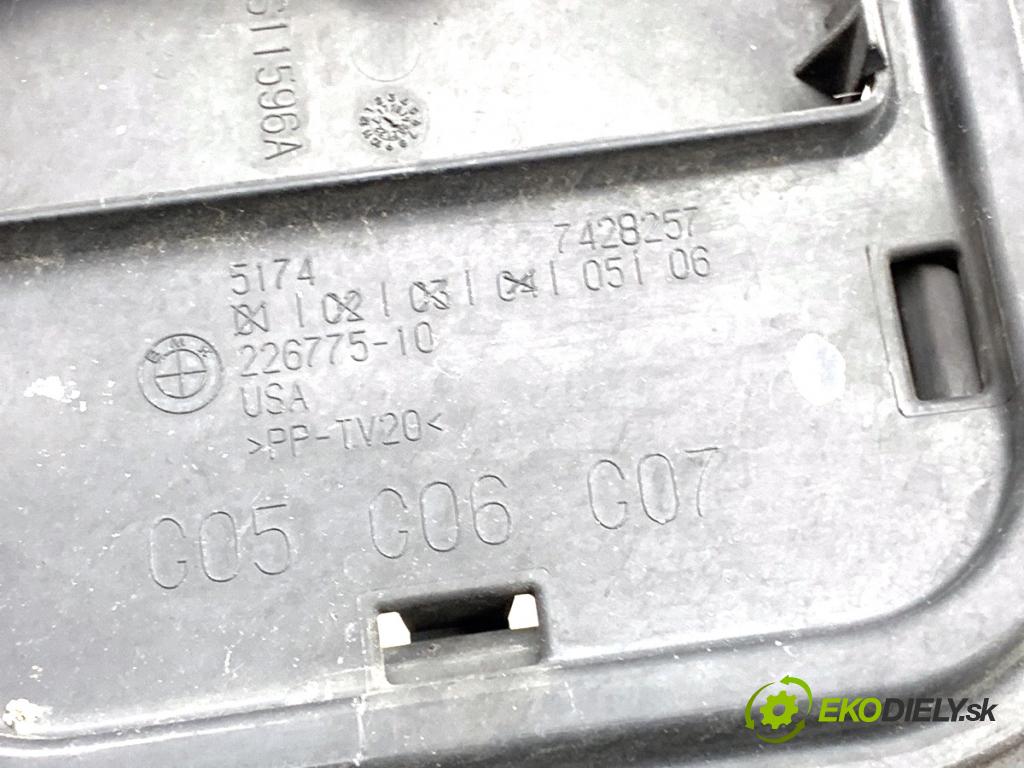 BMW G05 SUV 2020 294 kW xDrive M 50 d 2993 Volant vzduchu 7421675 7421678