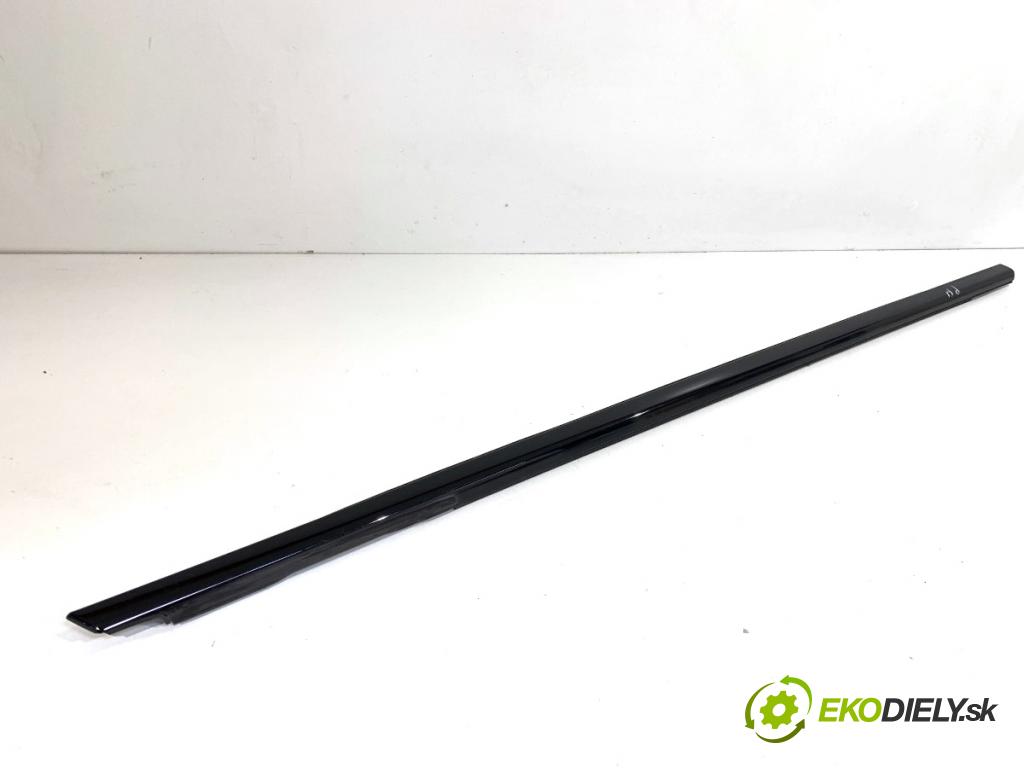 BMW G05 SUV 2020 294 kW xDrive M 50 d 2993 Lišta Sbírání: predný pravy 