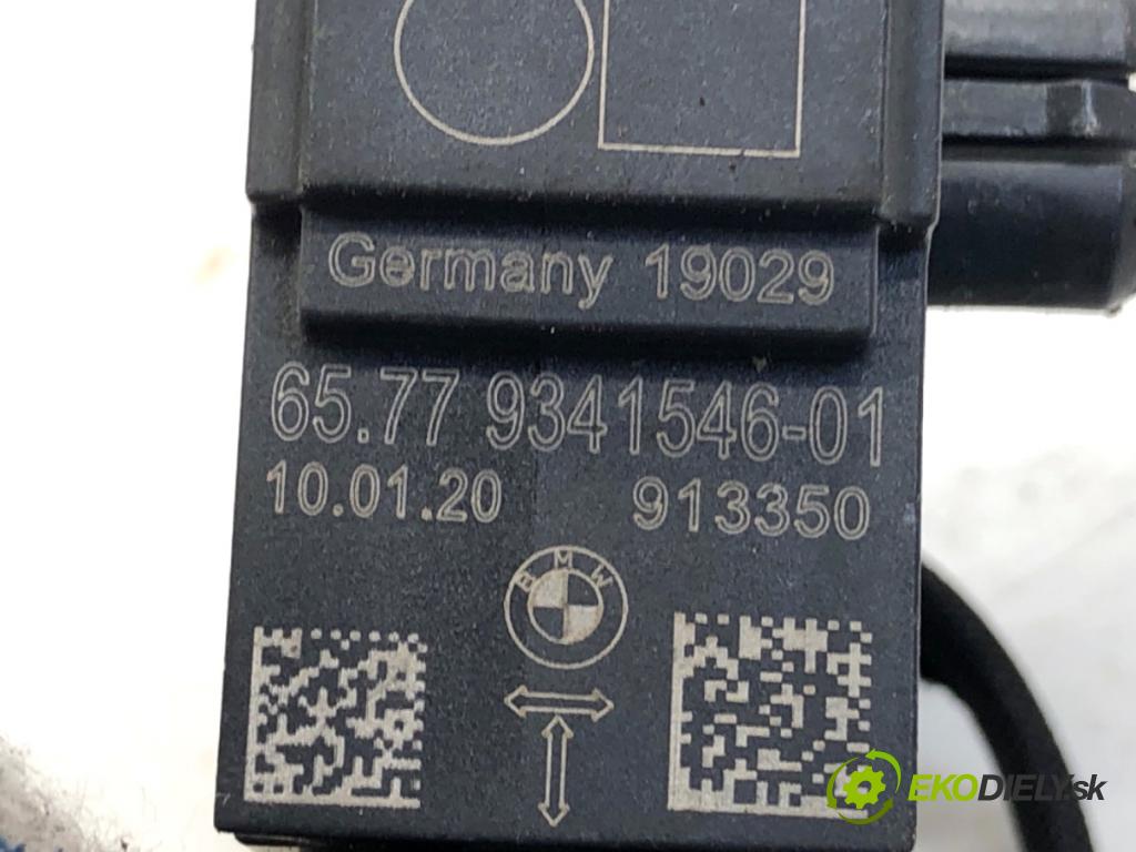 BMW G05 SUV 2020 294 kW xDrive M 50 d 2993 snímač nárazu 9341546 (Snímač nárazu)