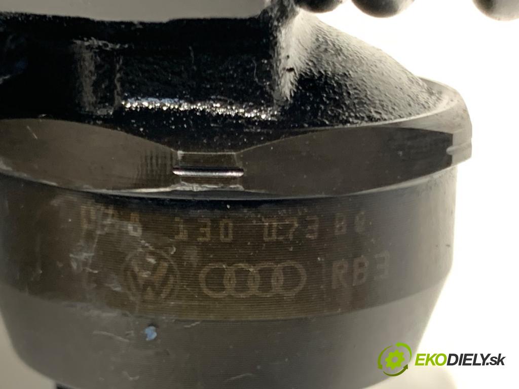 AUDI A3 8P liftback 2006 100 kW 2.0 TDI 1968 vstrekovače 038130073BQ