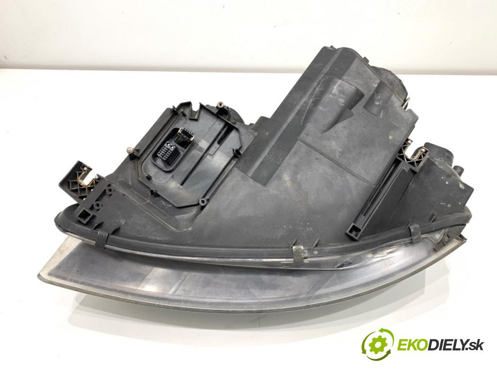 AUDI A3 8P liftback 2006 100 kW 2.0 TDI 1968 Svetlomet pravy predný XENON 8P0941004R