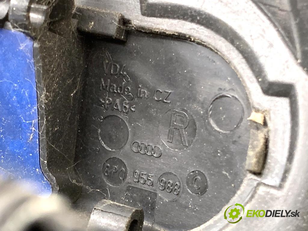 AUDI A3 8P liftback 2006 100 kW 2.0 TDI 1968 torpédo plast pod čelní okno 8P1819415C 8P0955988C (Plast pod čelním sklem)
