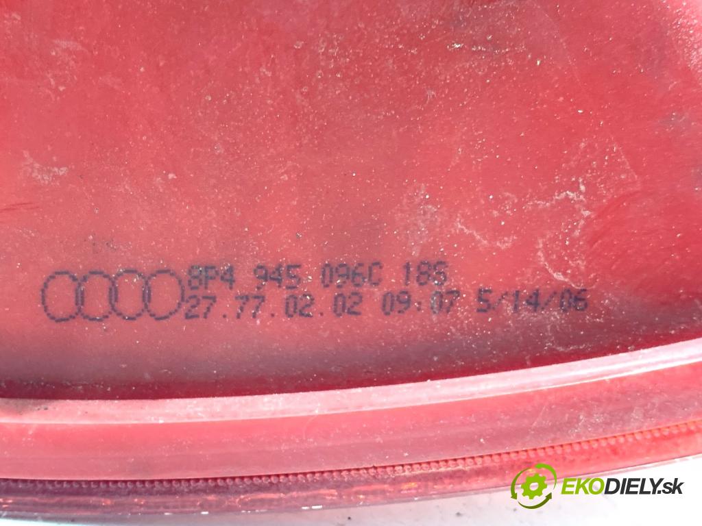 AUDI A3 8P liftback 2006 100 kW 2.0 TDI 1968 Svetlo pravy zad 8P4945096C