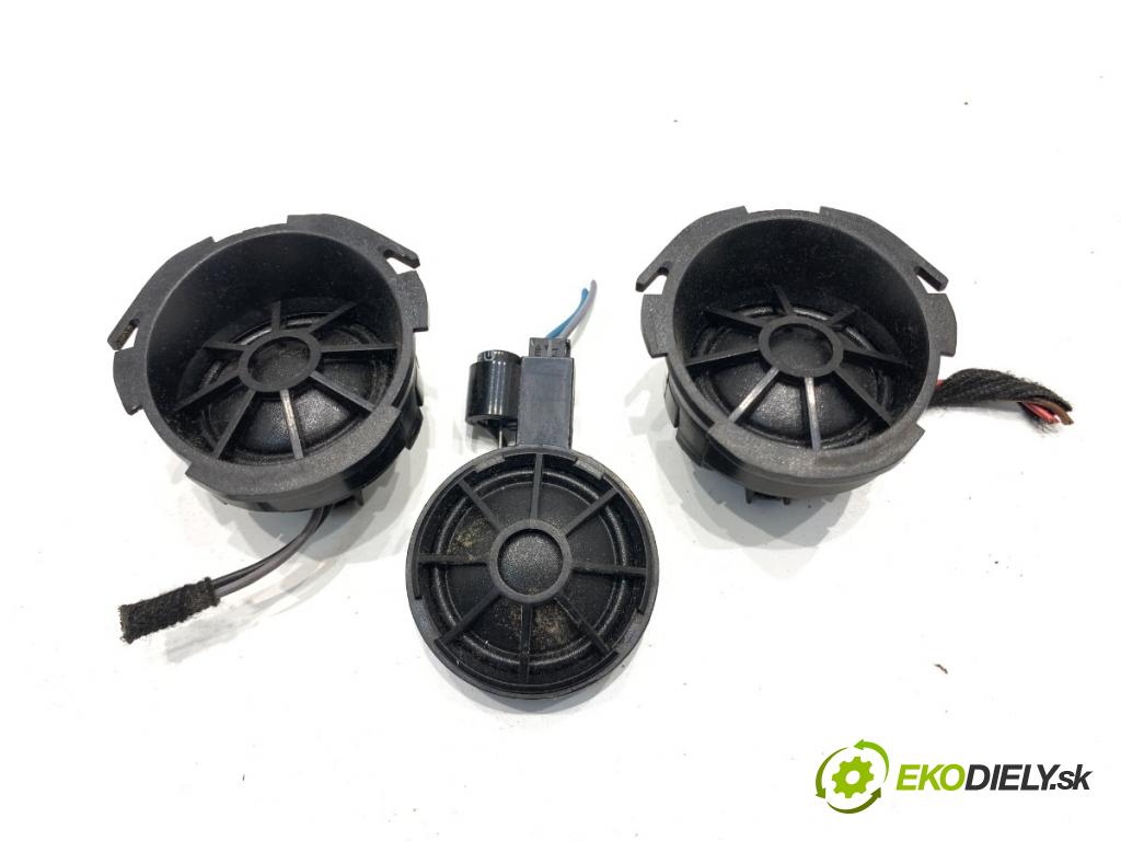 AUDI A3 8P liftback 2006 100 kW 2.0 TDI 1968 reproduktory 8P0035411