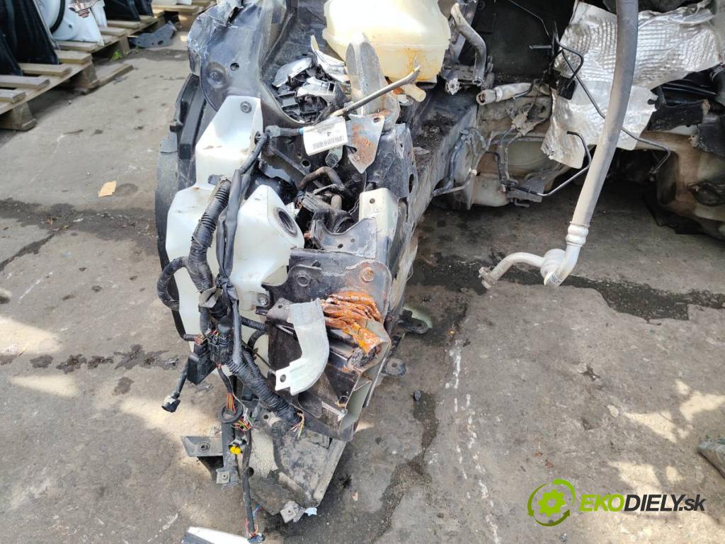 NISSAN QASHQAI J11 SUV 2016 120 kW 1.6 DIG-T 1618 karoséria ČTVRŤÁK: Blatník prah strecha PODŁUŻNICA