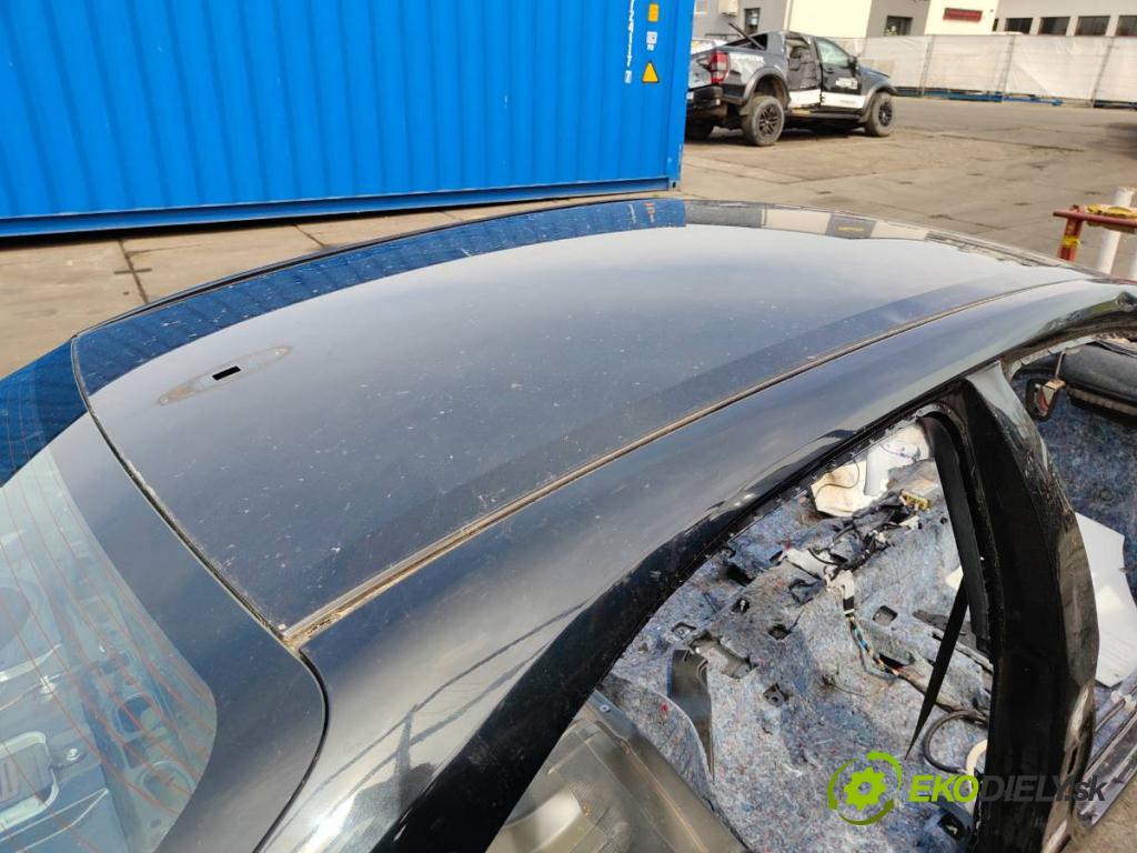 TOYOTA COROLLA E21 sedan 2020 97 kW 1.6 VVTi (ZRE210) 1598 karoséria ČTVRŤÁK: Blatník prah strecha PODŁUŻNICA