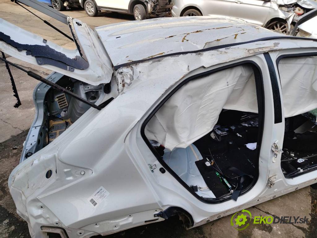 TOYOTA YARIS IV SUV 2021 92 kW 1.5 (MXPB10) 1490 karoséria ČTVRŤÁK: Blatník prah strecha PODŁUŻNICA
