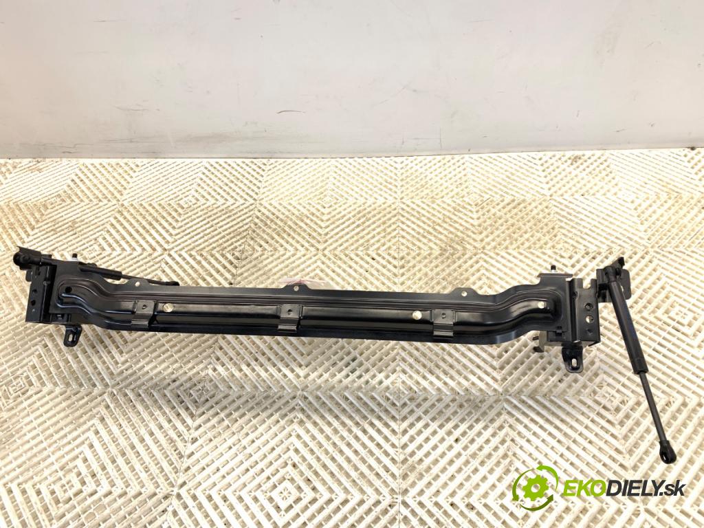 BMW G05 SUV 2020 294 kW xDrive M 50 d 2993 držiak priečny PODLAHY: kufra zad 7438246