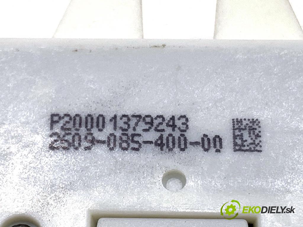 BMW G05 SUV 2020 294 kW xDrive M 50 d 2993 modul TELEMATIC 5A0B497