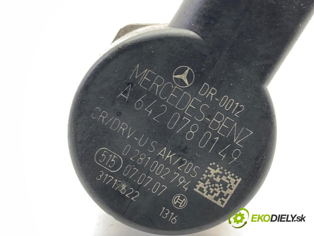 MERCEDES-BENZ W221 sedan 2007 173 kW S 320 CDI (221.022, 221.122) 2987 Regulátor tlaku paliva A6420780149 (Palivový systém ostatné)