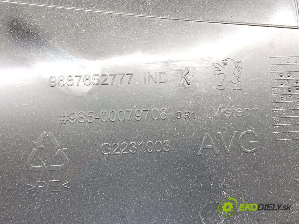 PEUGEOT 508 I sedan 2017 133 kW 2.0 BlueHDi 180 1997 čalúnenie Dvere ľavy predný