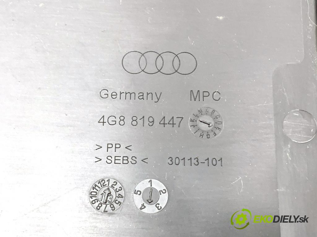 AUDI A6 C7 Kombi 2013 130 kW 2.0 TDI 1968 Torpédo, plast pod čelné okno 4G8819447 (Torpédo (plast pod čelným sklom))