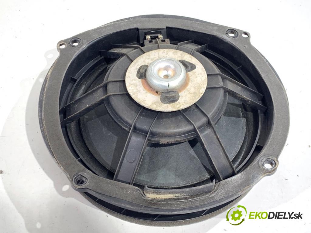 AUDI A6 C7 Kombi 2013 130 kW 2.0 TDI 1968 reproduktory 4G2035415
