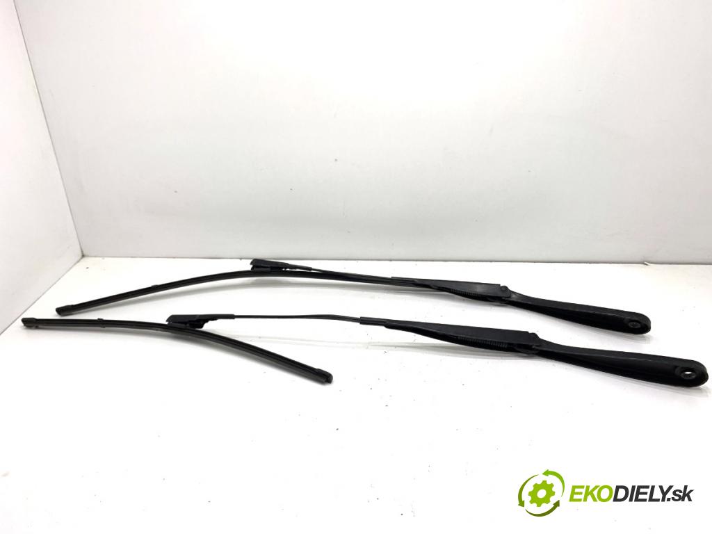 BMW G05 SUV 2020 294 kW xDrive M 50 d 2993 ramena stěrače přední část 7434854 7434846