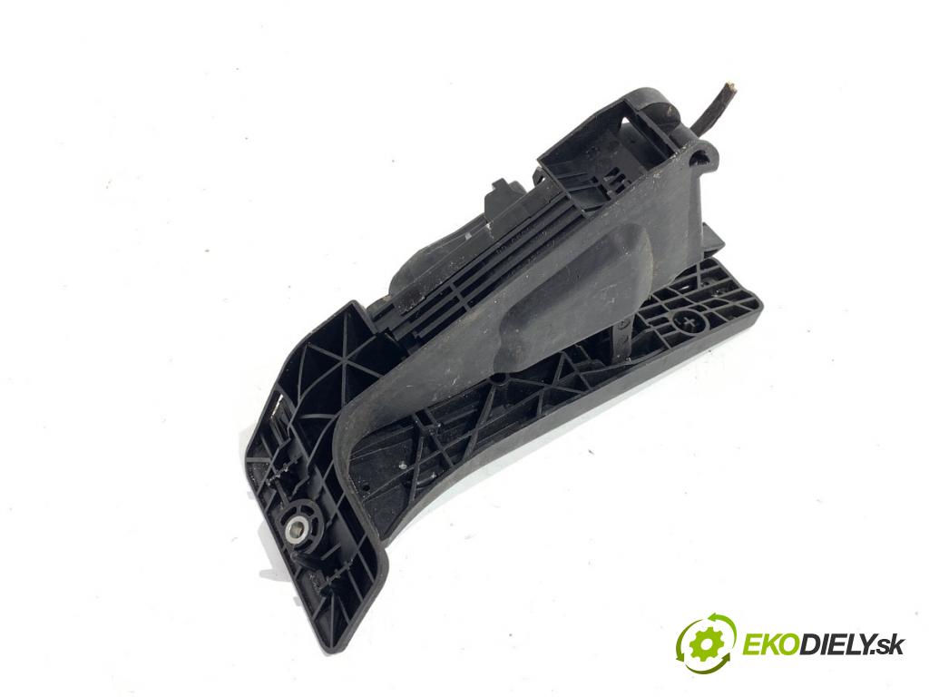 BMW G05 SUV 2020 294 kW xDrive M 50 d 2993 Potenciometer plynu 6871053 (Potenciometer plynového pedálu)