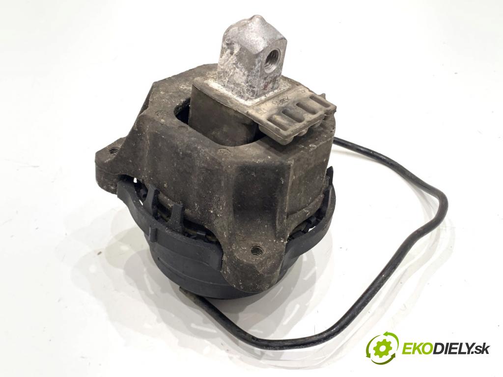 BMW G05 SUV 2020 294 kW xDrive M 50 d 2993 AirBag Motor ľavy 6860481