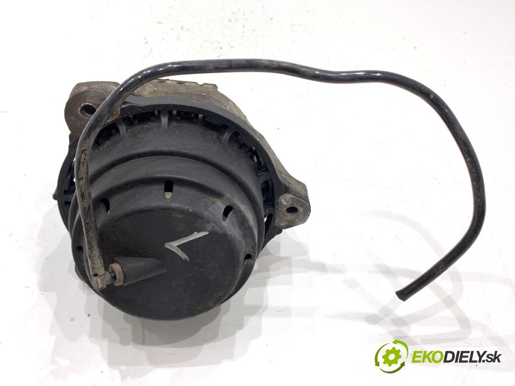 BMW G05 SUV 2020 294 kW xDrive M 50 d 2993 AirBag Motor ľavy 6860481
