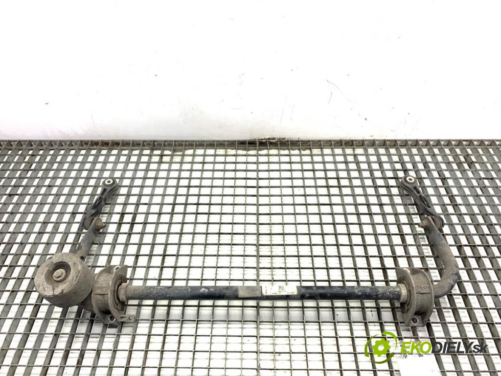 BMW G05 SUV 2020 294 kW xDrive M 50 d 2993 Tyč stabilizátora zad 6870710 (Stabilizátor predný)
