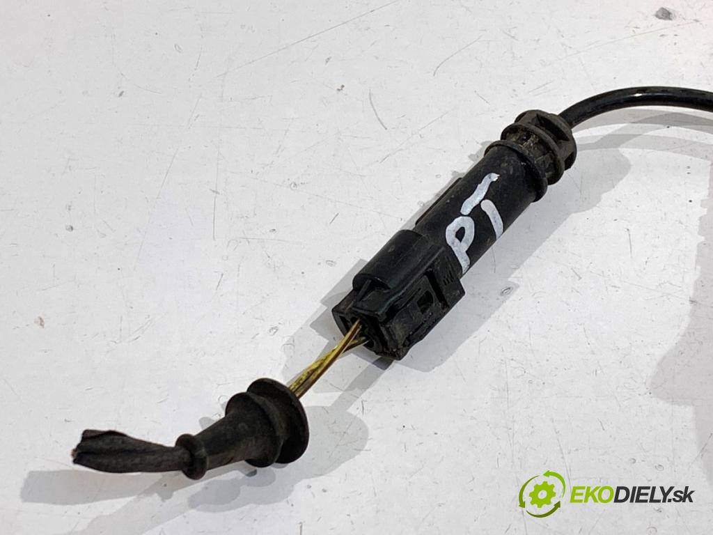 BMW G05 SUV 2020 294 kW xDrive M 50 d 2993 Snímač ABS pravy zad 0265007384
