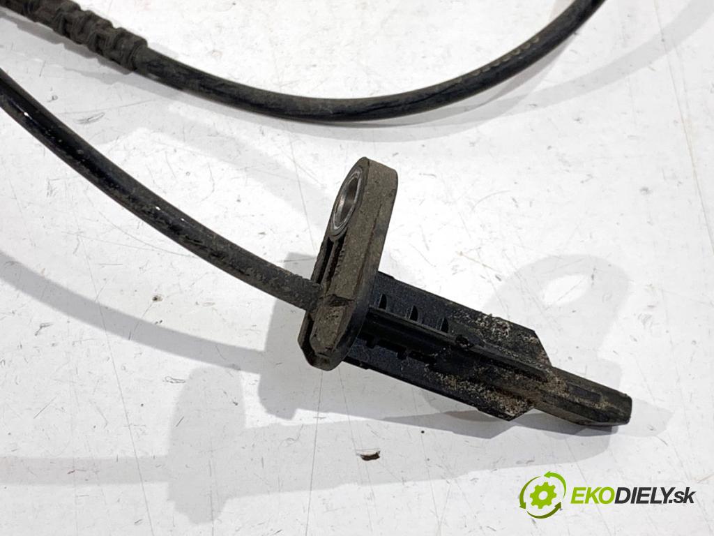 BMW G05 SUV 2020 294 kW xDrive M 50 d 2993 Snímač ABS pravy zad 0265007384