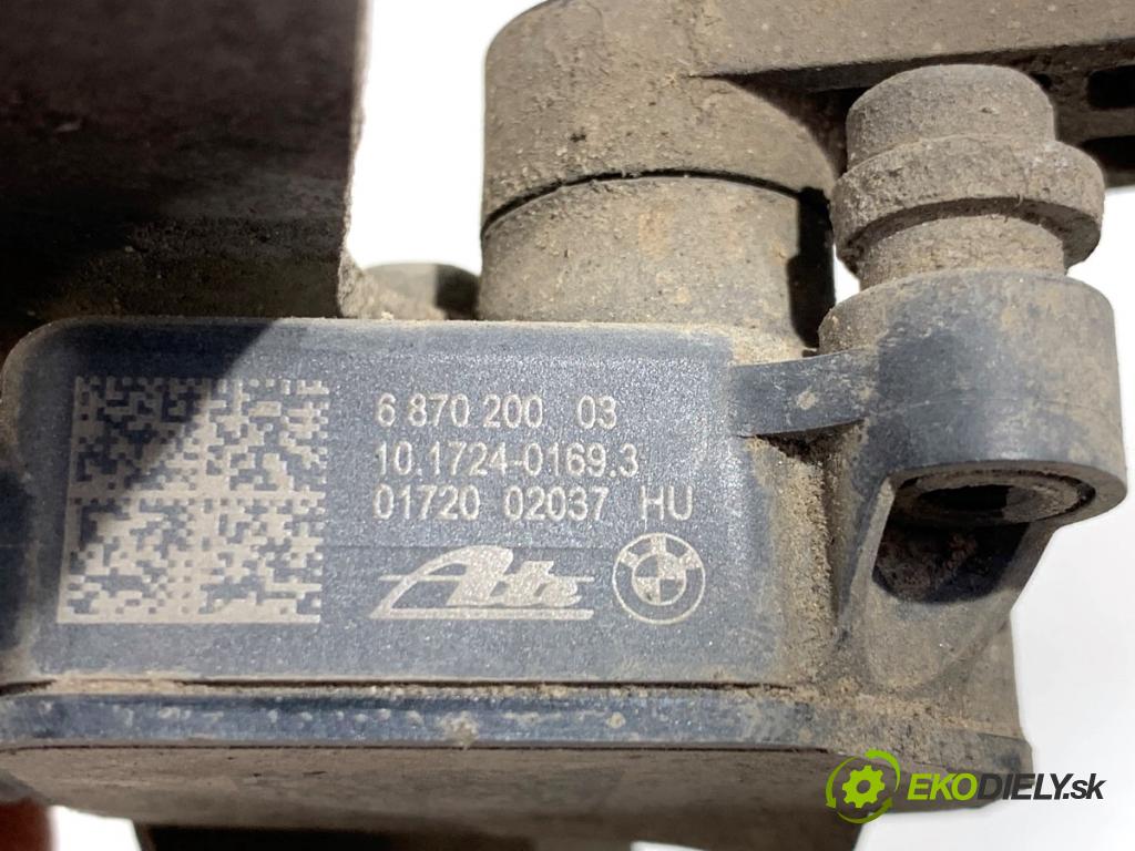 BMW G05 SUV 2020 294 kW xDrive M 50 d 2993 Snímač XENON zad ľavy 6870200