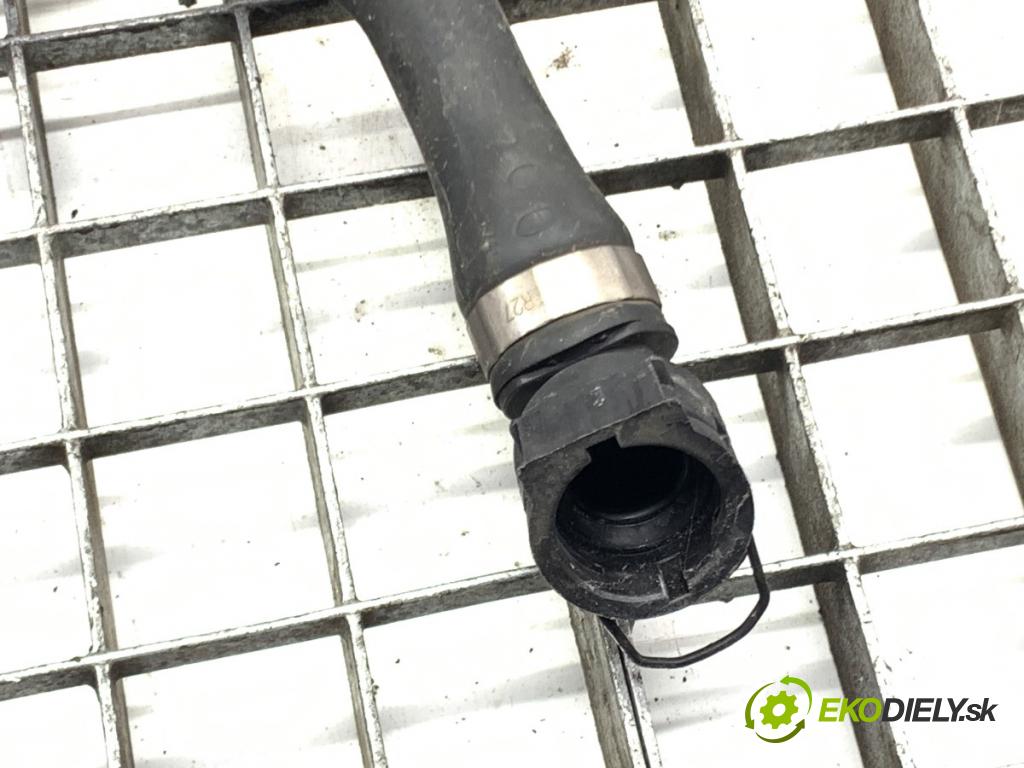 BMW G05 SUV 2020 294 kW xDrive M 50 d 2993 Rúra vody 8583379