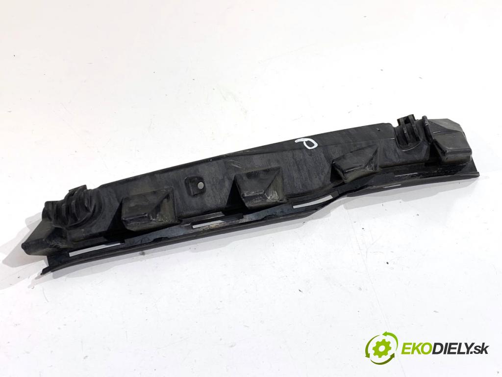 BMW G05 SUV 2020 294 kW xDrive M 50 d 2993 Úchyt nárazníka pravy predný 6002TM0454