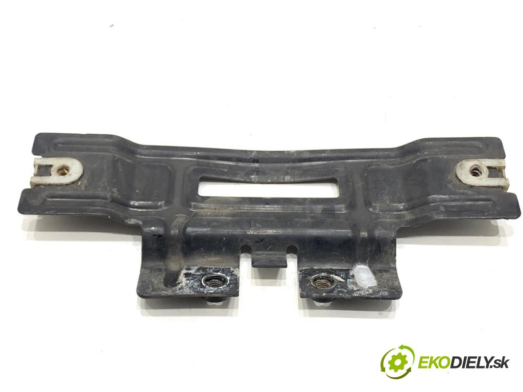 BMW G05 SUV 2020 294 kW xDrive M 50 d 2993 Držiak Uchytenie Clonítka Motor 8494257