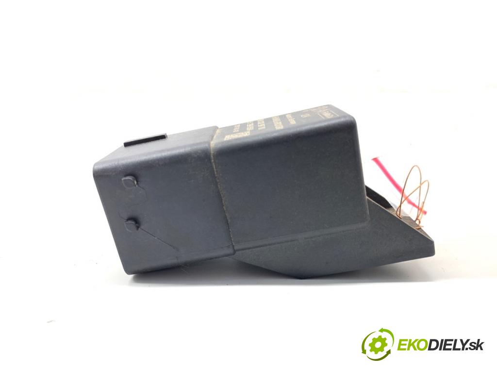 PEUGEOT 508 I sedan 2017 133 kW 2.0 BlueHDi 180 1997 relé sviečok žhavenia 9803299780 (Relé)