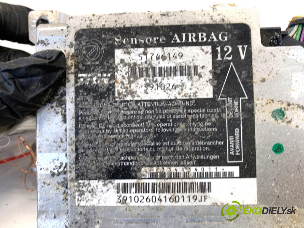 FIAT CROMA Kombi 2006 108 kW 2.2 16V 2198 senzor airbag 51746149 (Snímač)