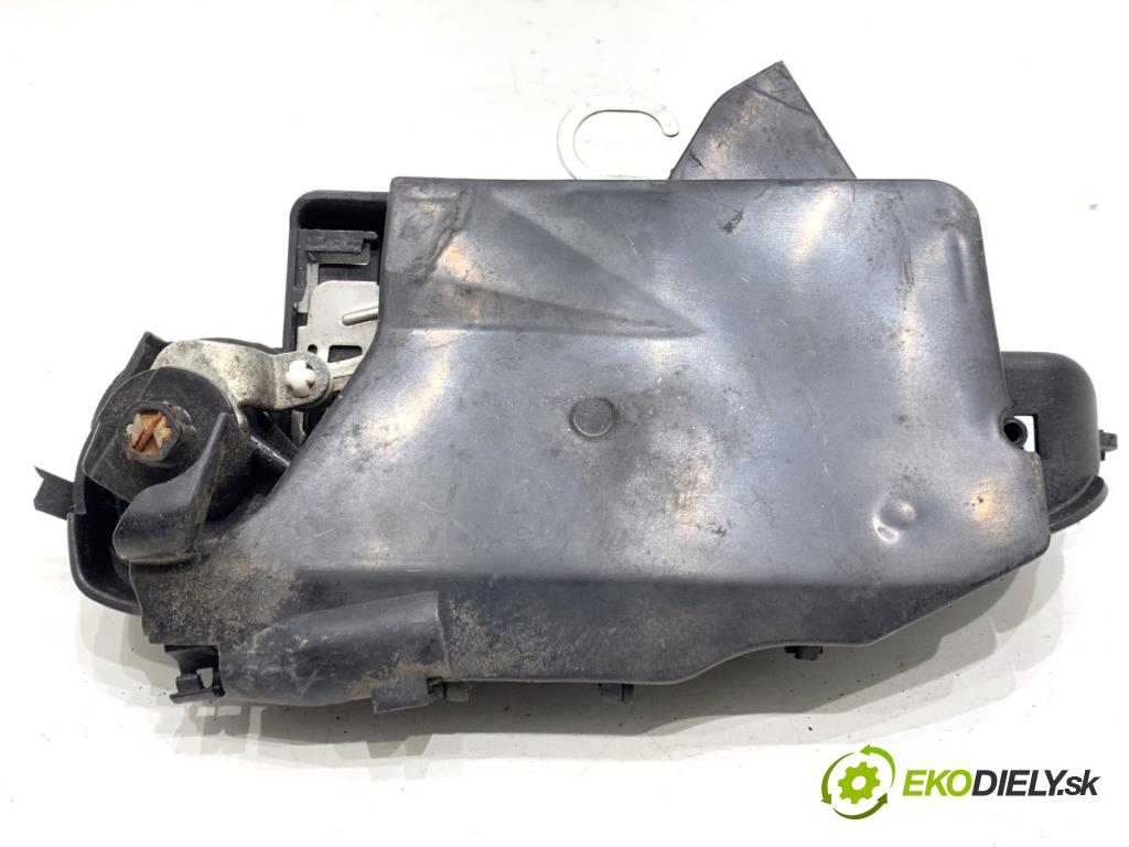 FIAT CROMA Kombi 2006 108 kW 2.2 16V 2198 Kľučka vonkajšia pravy predný