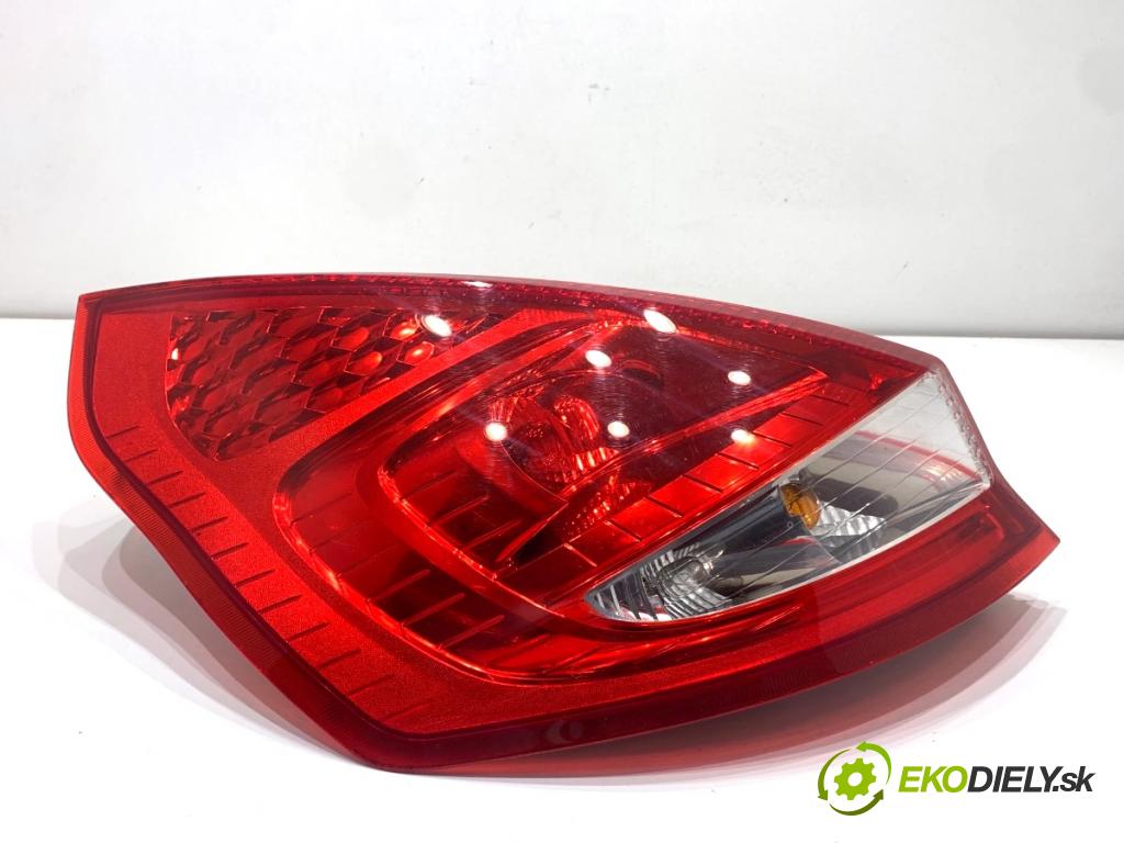 FORD FIESTA MK7 liftback 2009 60 kW 1.25 1242 Svetlo ľavy zad 8A61-13405-A