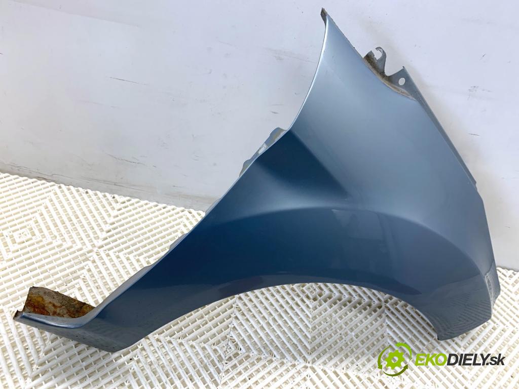 FORD FIESTA MK7 liftback 2009 60 kW 1.25 1242 blatník pravý přední část