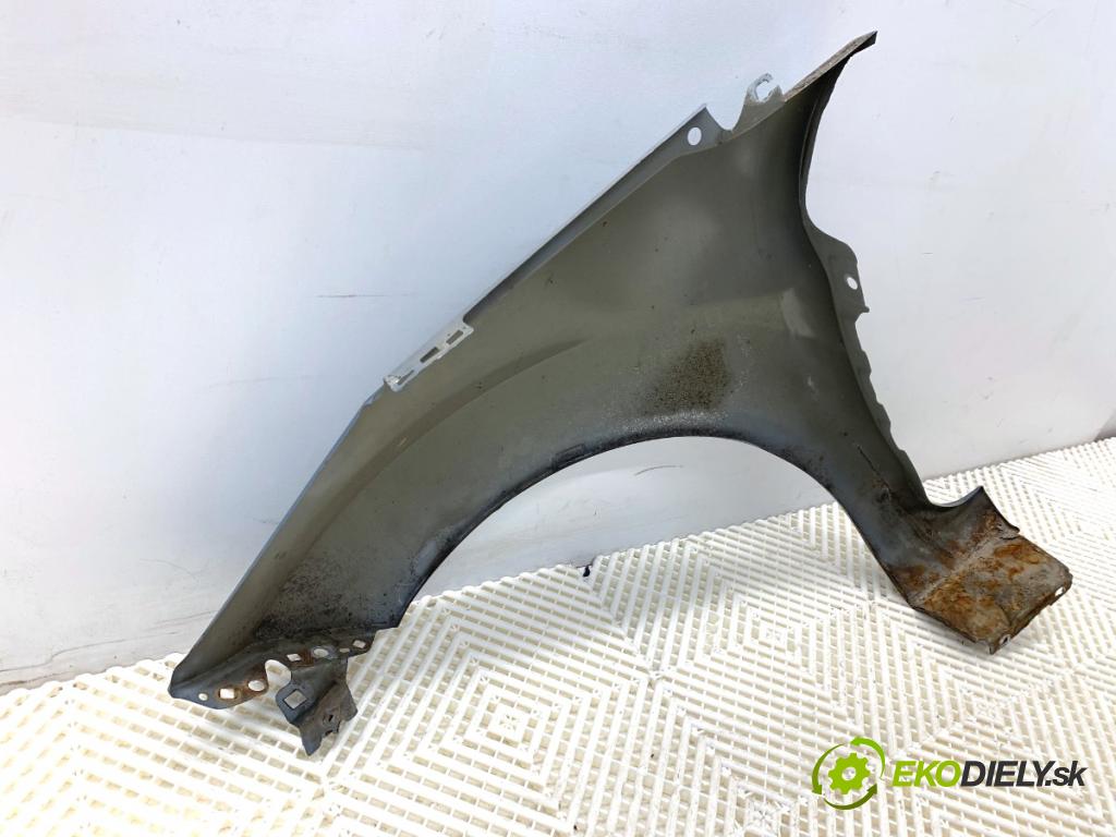FORD FIESTA MK7 liftback 2009 60 kW 1.25 1242 blatník pravý přední část