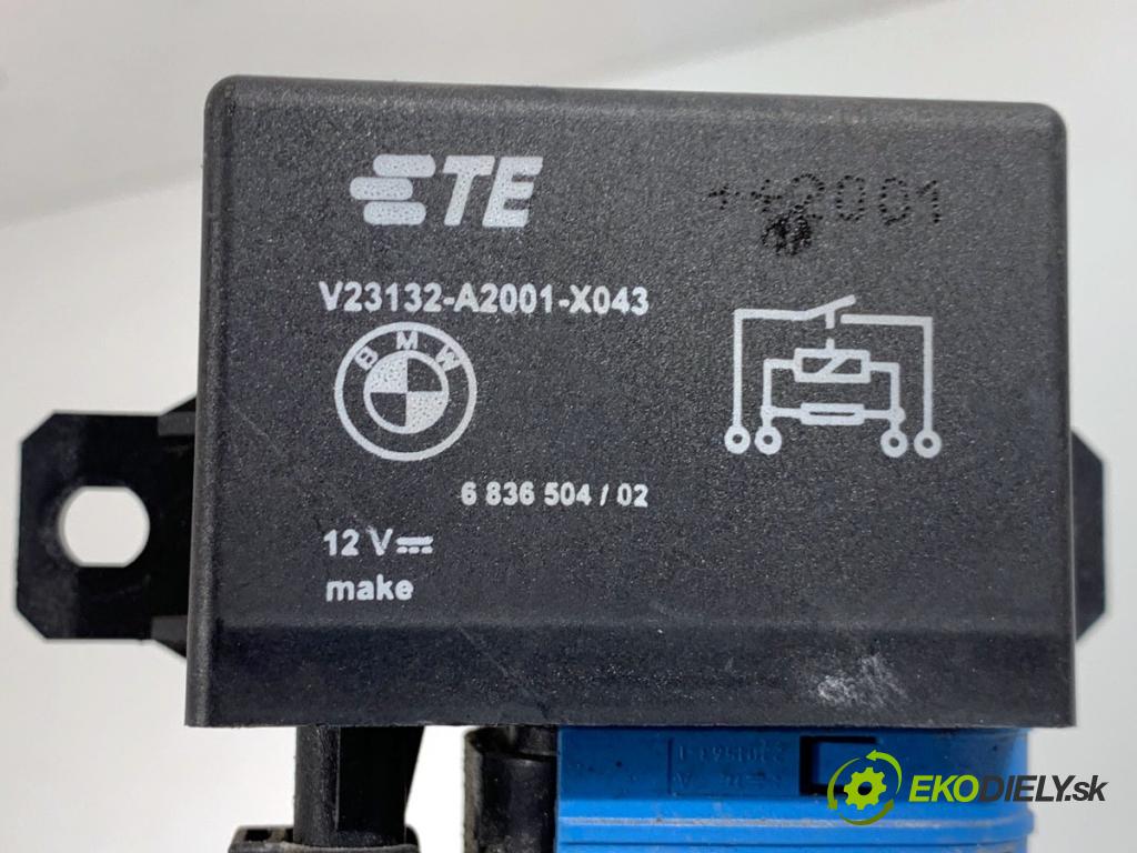 BMW G05 SUV 2020 294 kW xDrive M 50 d 2993 modul ventilátoru 6836504