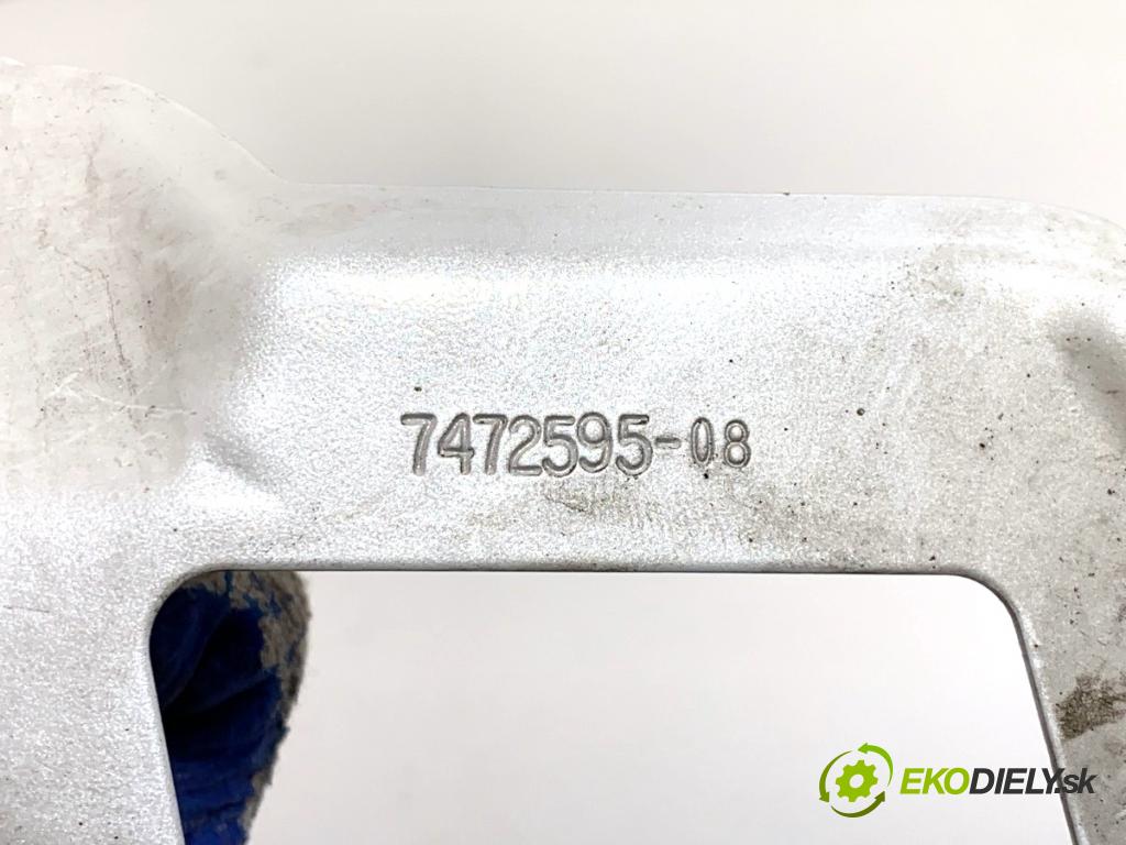 BMW G05 SUV 2020 294 kW xDrive M 50 d 2993 Uchytenie blatníka ľavy predný 7472595